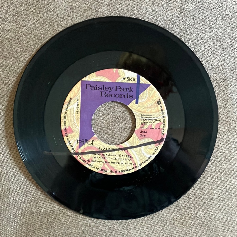 Vintage Collectible Prince Sign O the Times/La La La He He Hee 45 rpm vinyl